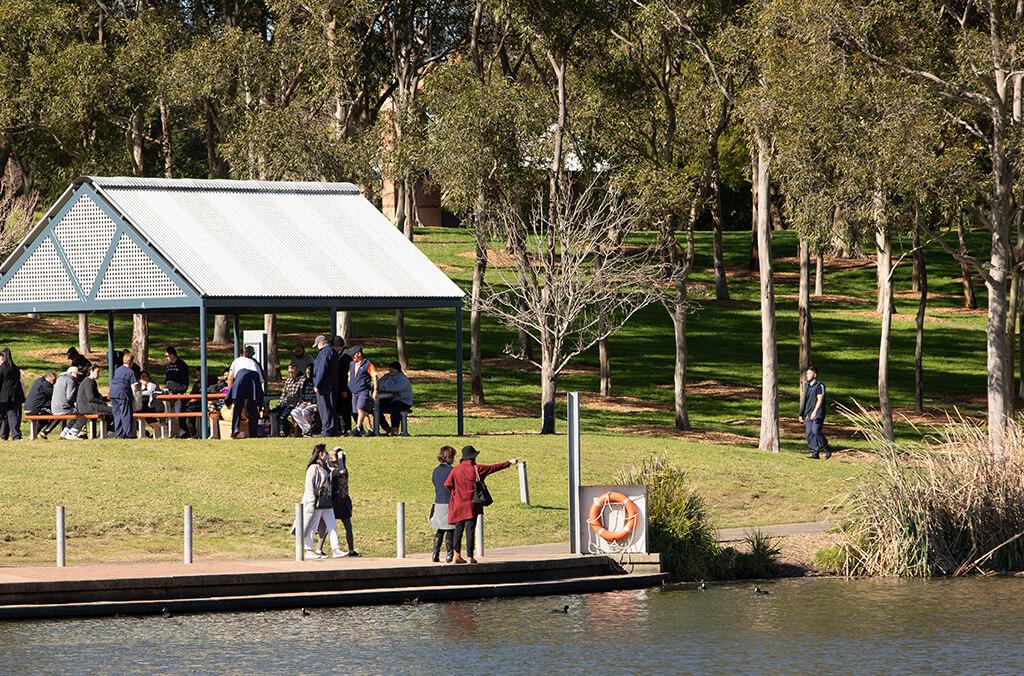 Lake Pavilion, Bicentennial park